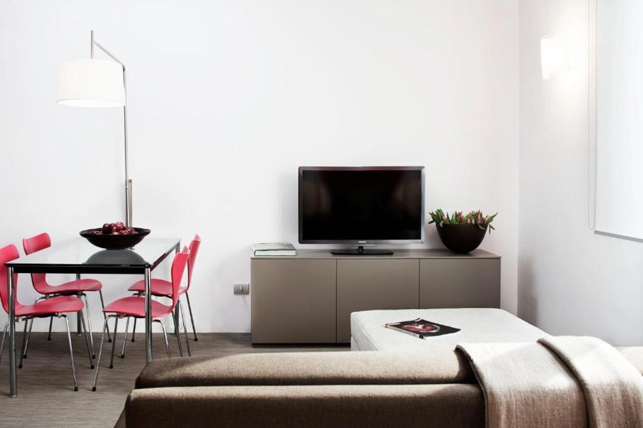 Zambala Luxury Apartments Milan Room photo