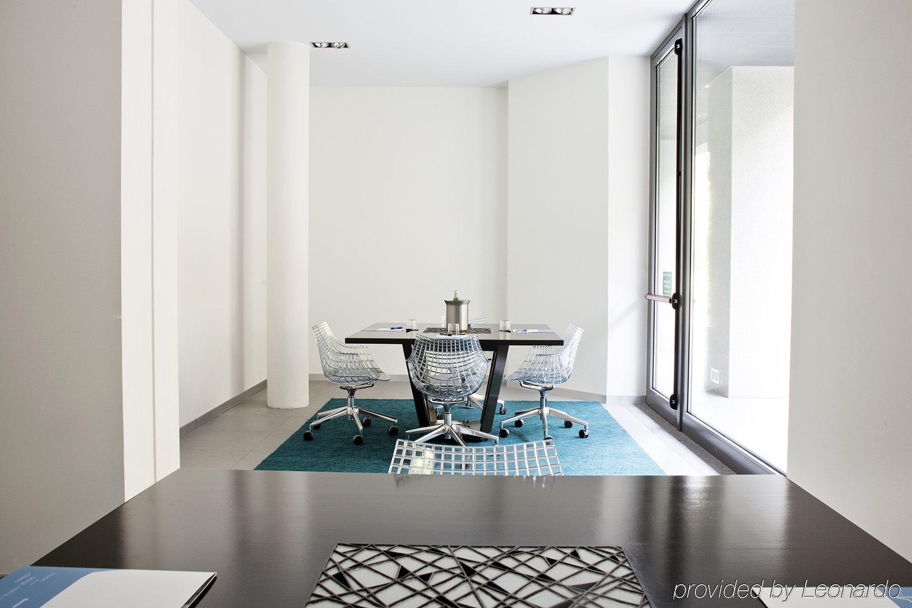 Zambala Luxury Apartments Milan Business photo