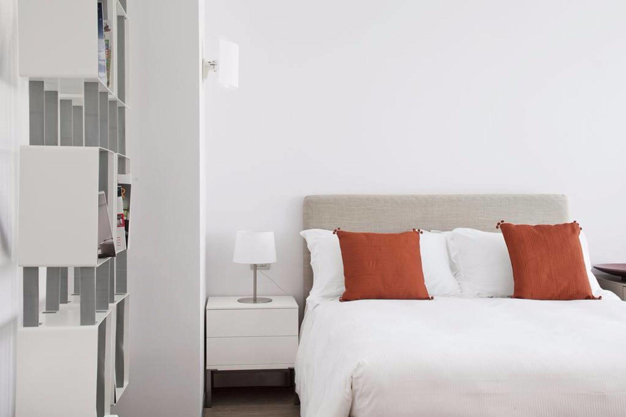 Zambala Luxury Apartments Milan Room photo